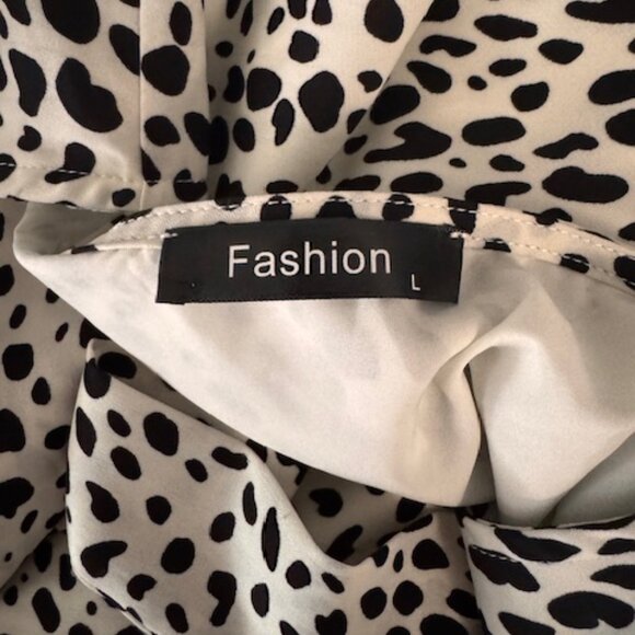 TOP / BLUSA ESTAMPADO DALMATIAN (Lightweight blouse with a chic “dalmatian dot”) - Picture 7 of 7